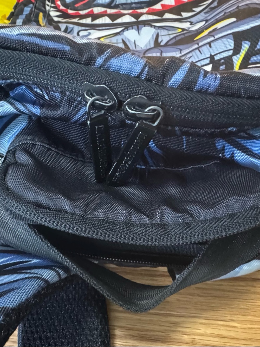Sprayground Apache 2.0 Headhunter Wings Backpack - Rare/Discontinued - Picture 6 of 10